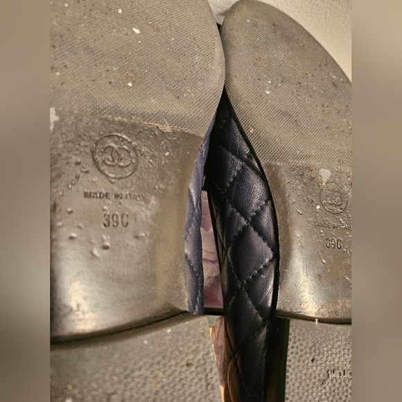 Authentic Chanel Ballerinas - Picture 4 of 9